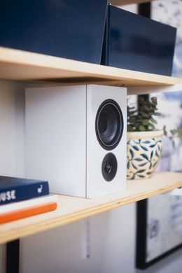 Активна акустична система PSB iQ1 White з BluOS